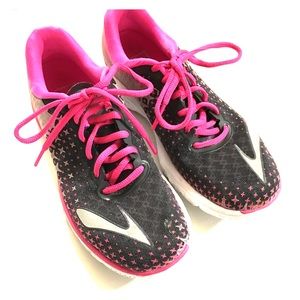 Brooks PureFlow 4 size 8